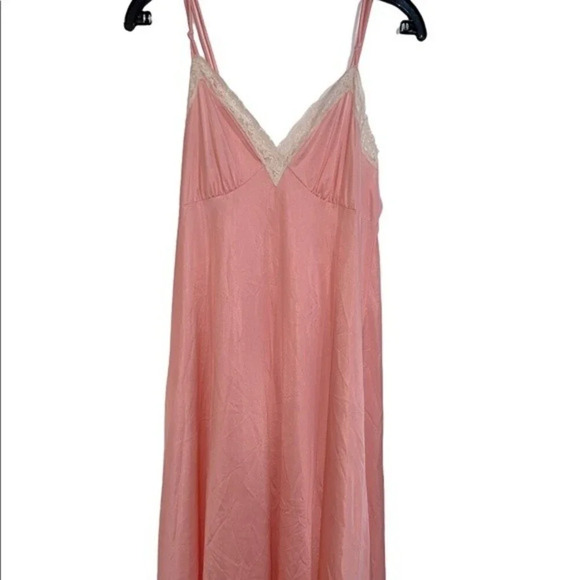 Vintage peach silky maxi nightgown slip size small - Picture 1 of 6